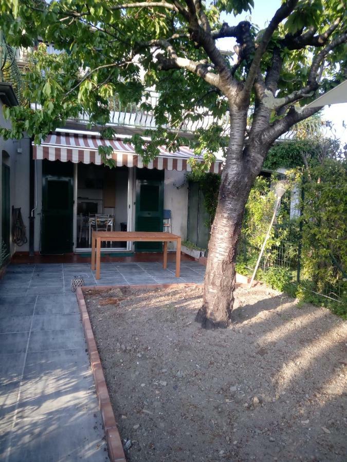 Tigullio Vacations Il Ciliegio Apartment Leivi Exterior foto